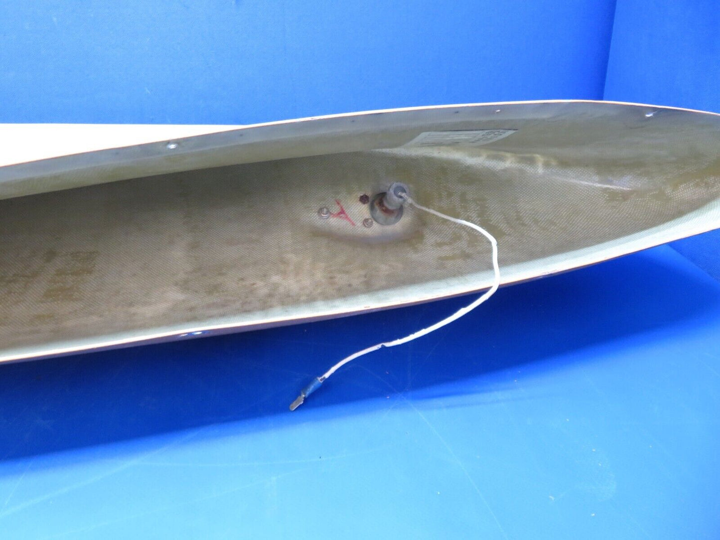 Early Cessna 182 Madras Wing Super Tips LH & RH w/ STC P/N 102R, 102L (1023-281)