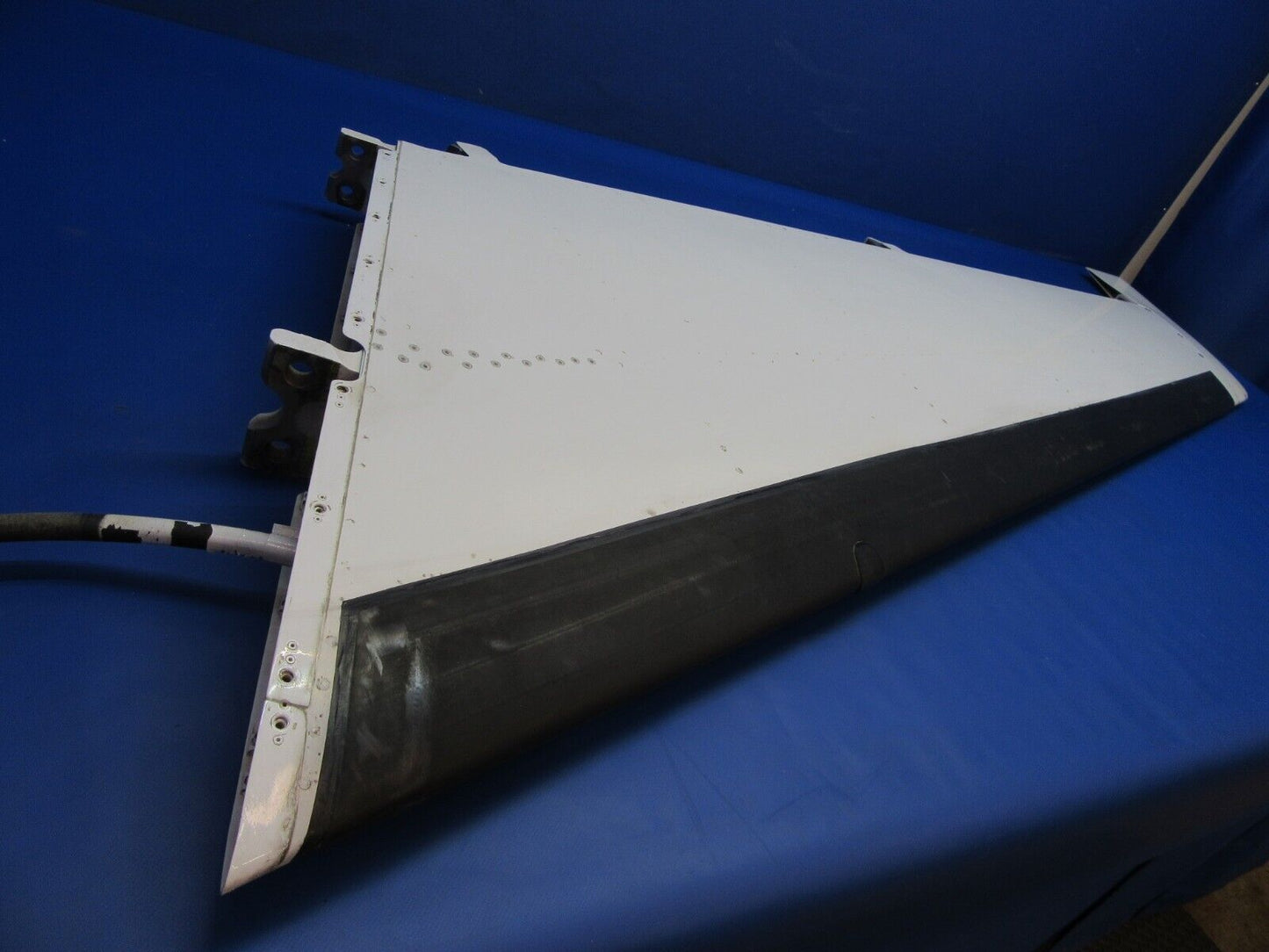 Piper Aerostar Vertical or Horizontal Stabilizer P/N 220000-01 (1022-212)