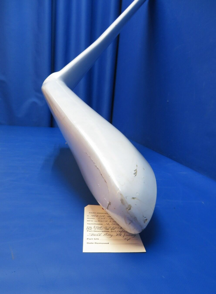 Diamond DA-42 Winglet Shell Assy R/H Wing Tip P/N D605732-01-00 (0623-553)