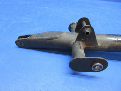 Piper PA-28-180 Control Column Assy P/N 62703-25 (0723-905)