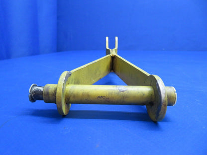 Lake LA-4-200 Idler Assy Elevator P/N 2-7138-1, 2-7138-3 (1222-731)