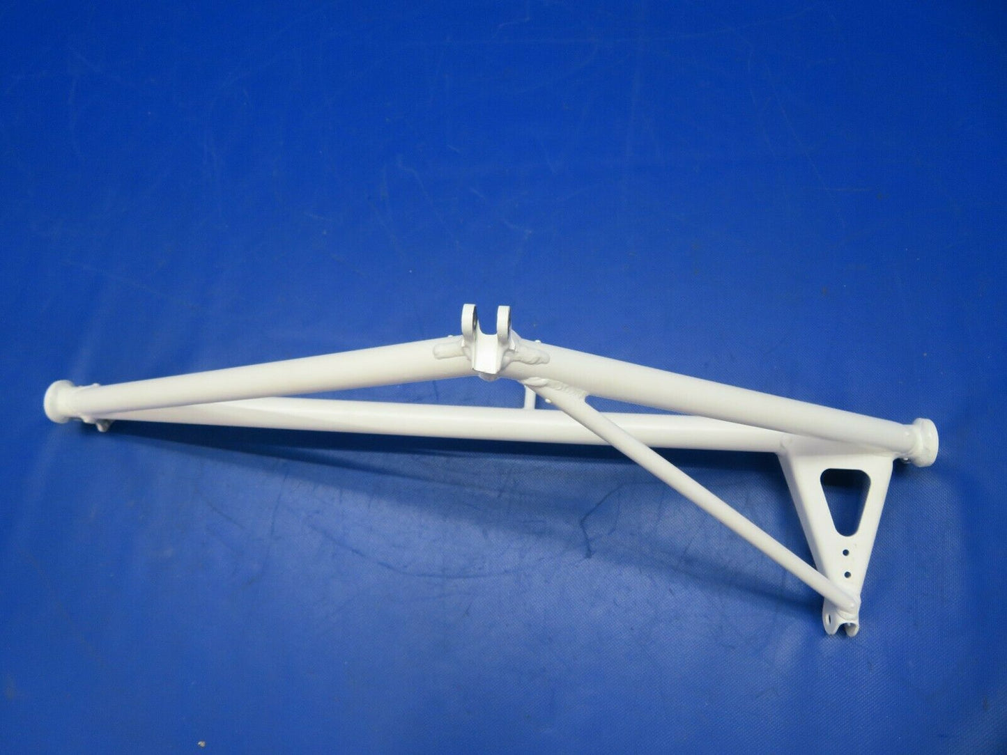 Beech Baron 95-B55 Brace Assy Main Gear RH P/N 35-815155-611 (0320-167)