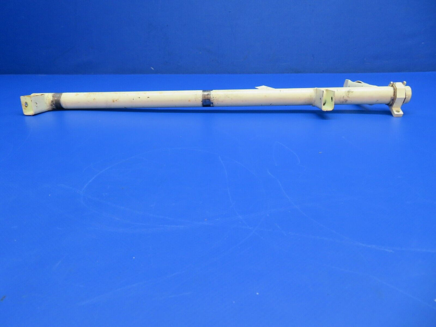 Bellanca 17-30 Viking Torque Tube Assy LH Rudder Pedal P/N 195262 (0922-667)