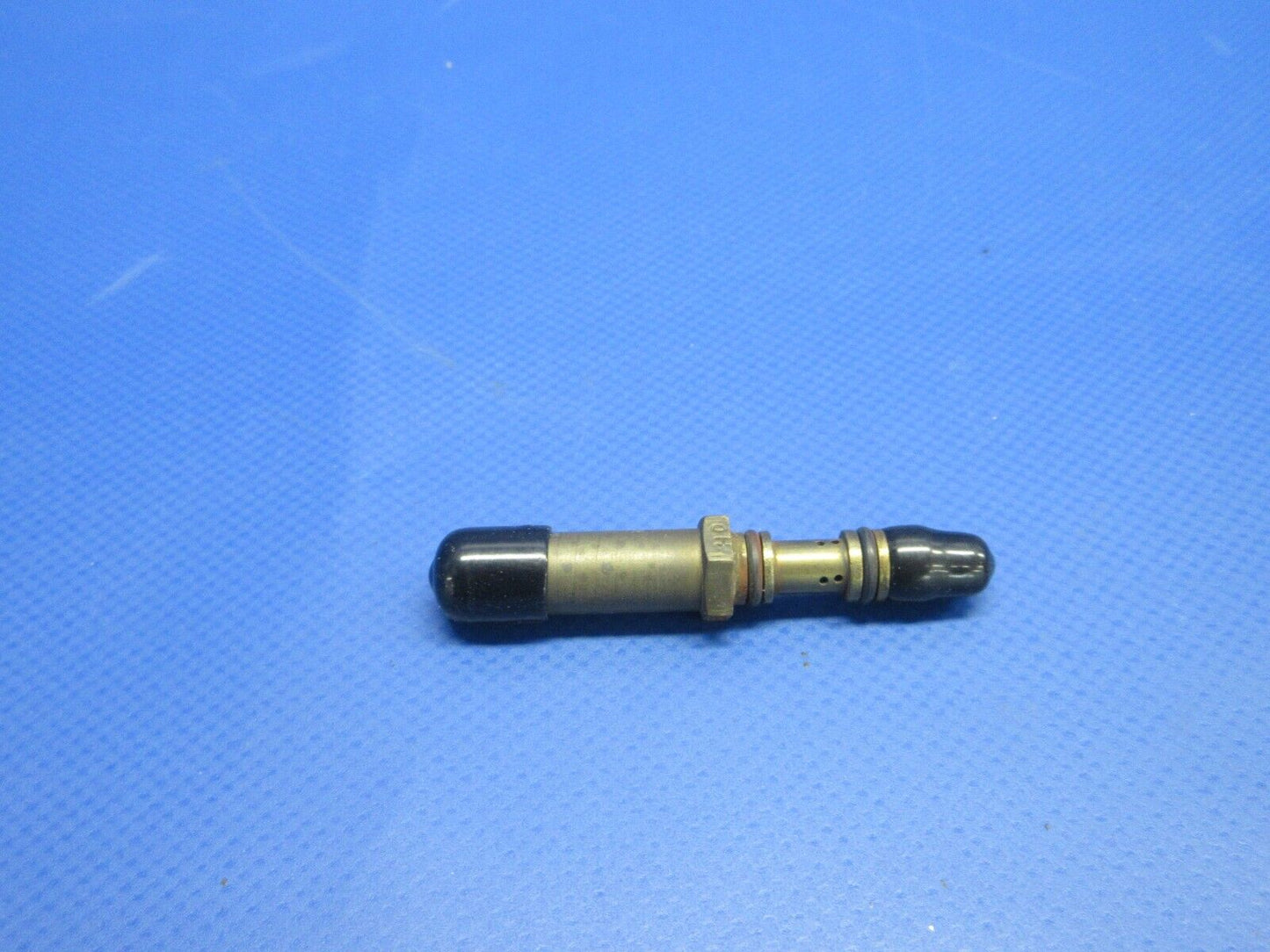 Continental 520 Fuel Injector Nozzles P/N GT14D LOT OF 6 (0124-1251)