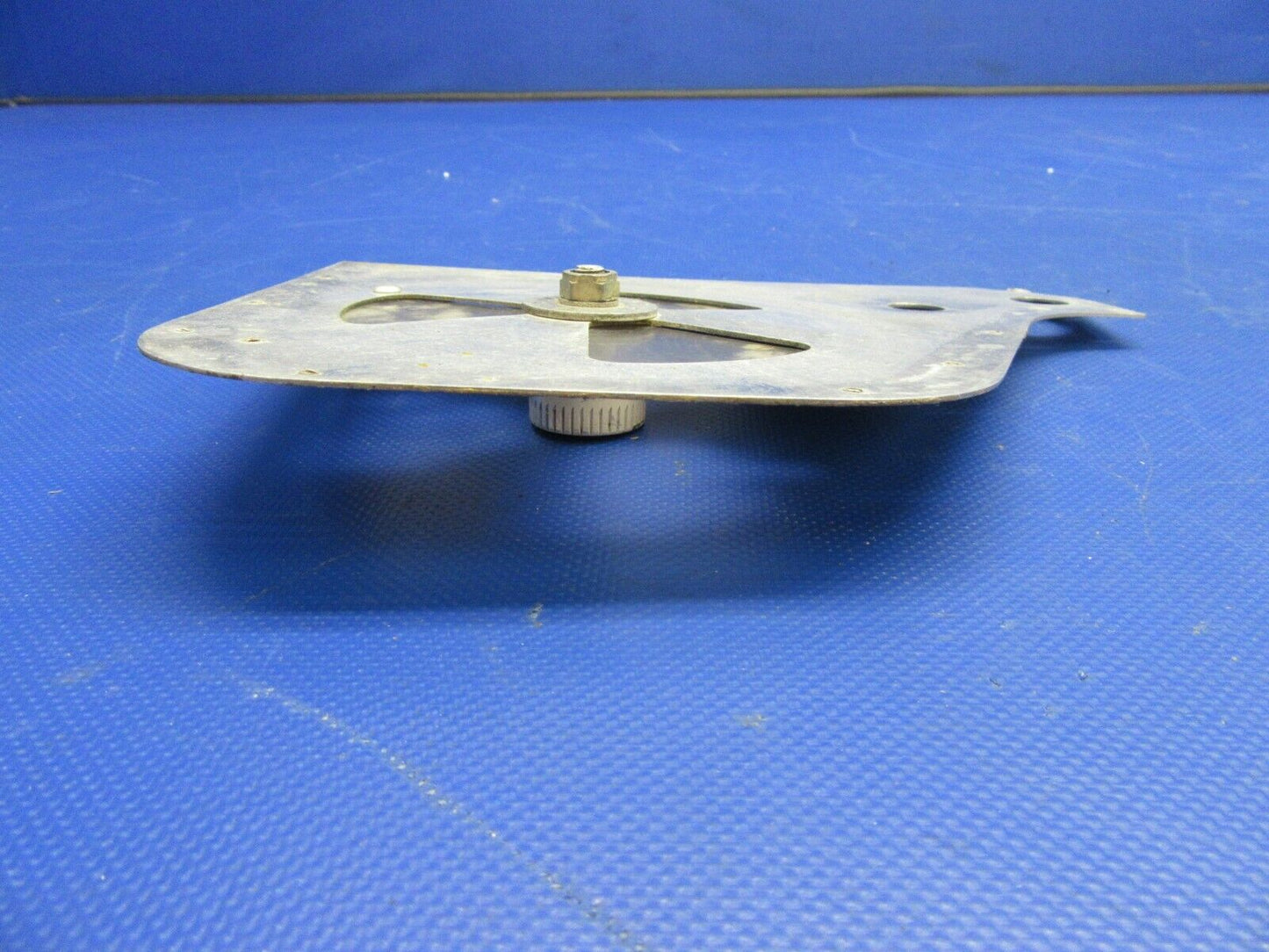 Mooney M20G Overhead Vent LH P/N 640198-017 (0921-350)