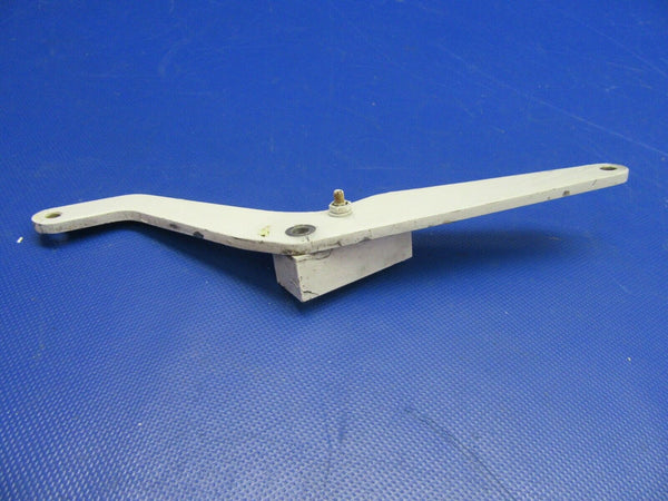 Piper PA-32RT Arm Nose Gear Spring FWD P/N 38232-04, 38232-004 (0521-569)