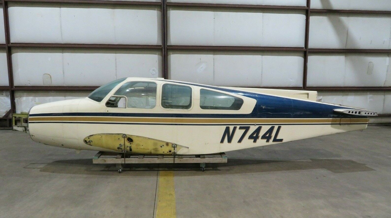 1969 Beech 95-B55 Baron Fuselage S/N TC-1221 NO DAMAGE (0321-161