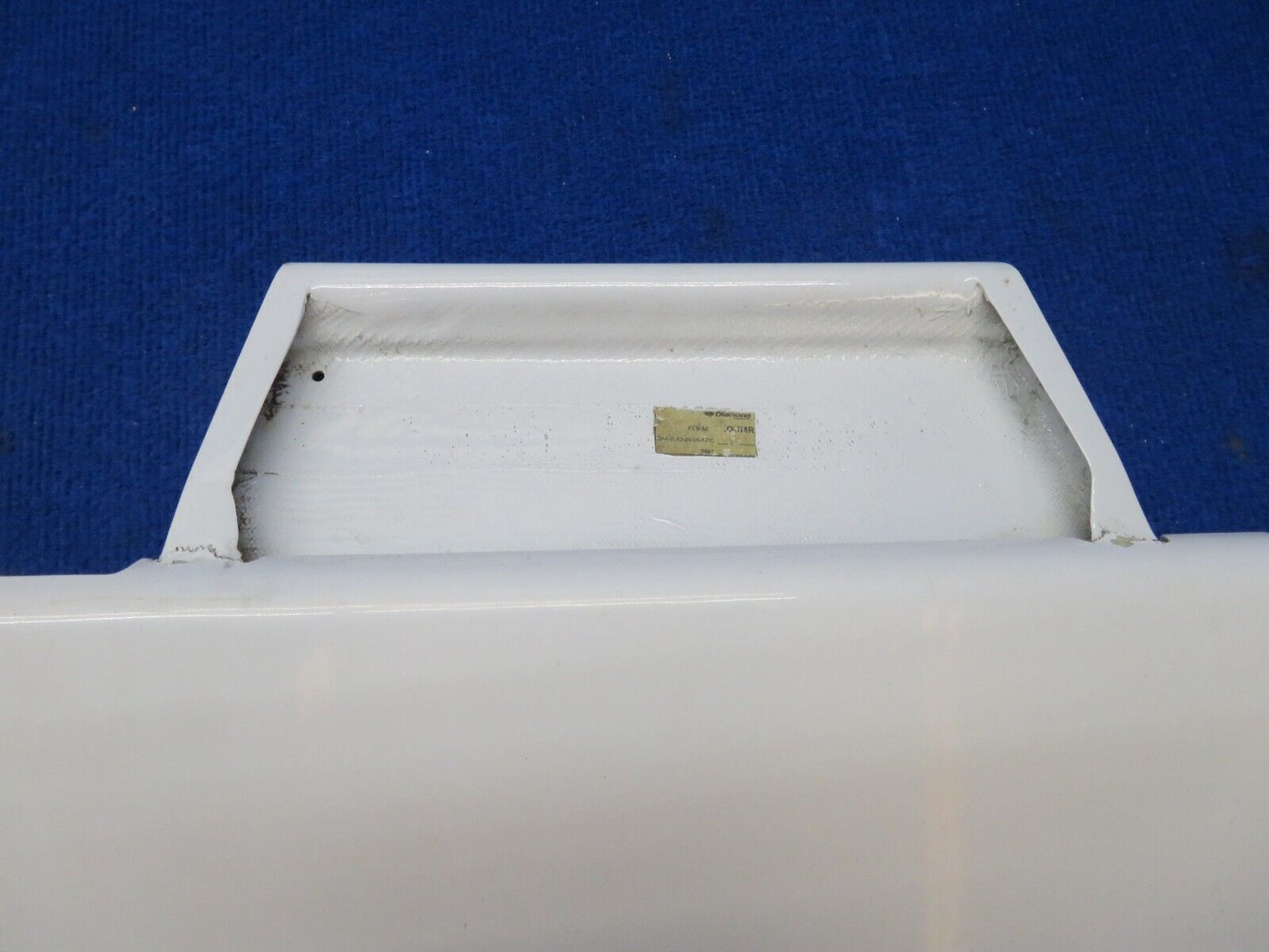 Diamond DA40-180 Aileron RH P/N DA4-5761-62-00 Damaged (0219-136)