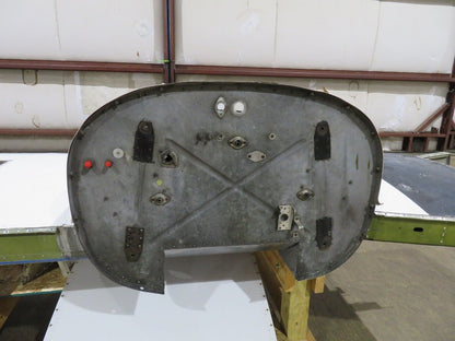 1978 Piper PA-34-200T Seneca RH Wing P/N 37093-04 (0423-103)