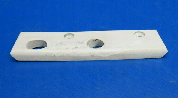 Diamond DA40-180 Front Guide Plate LH P/N DA4-5200-00-63 (0120-426)