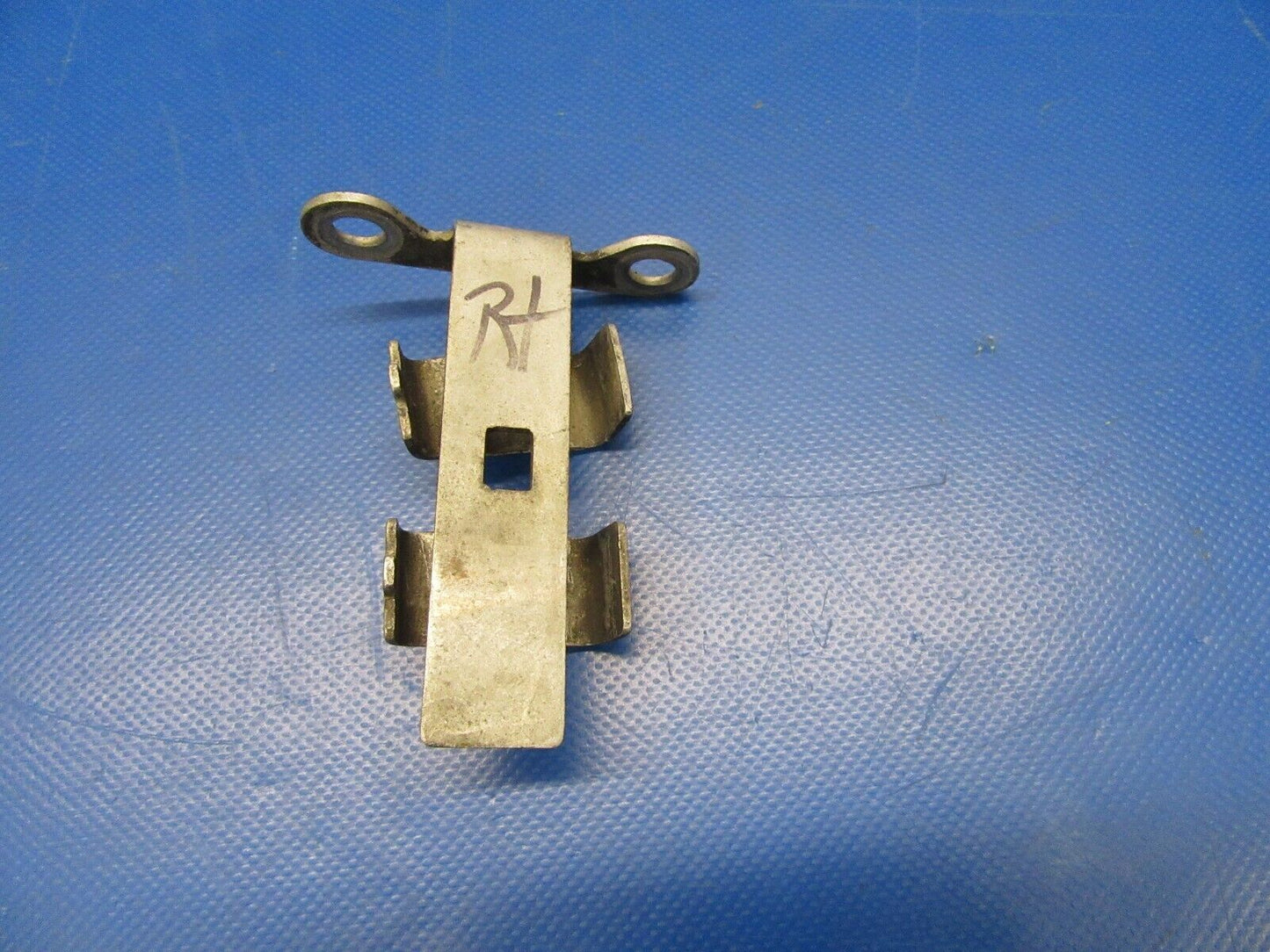 Cessna P210N / 210 Engine Hose Support Bracket P/N 2156005-1 (1019-167)