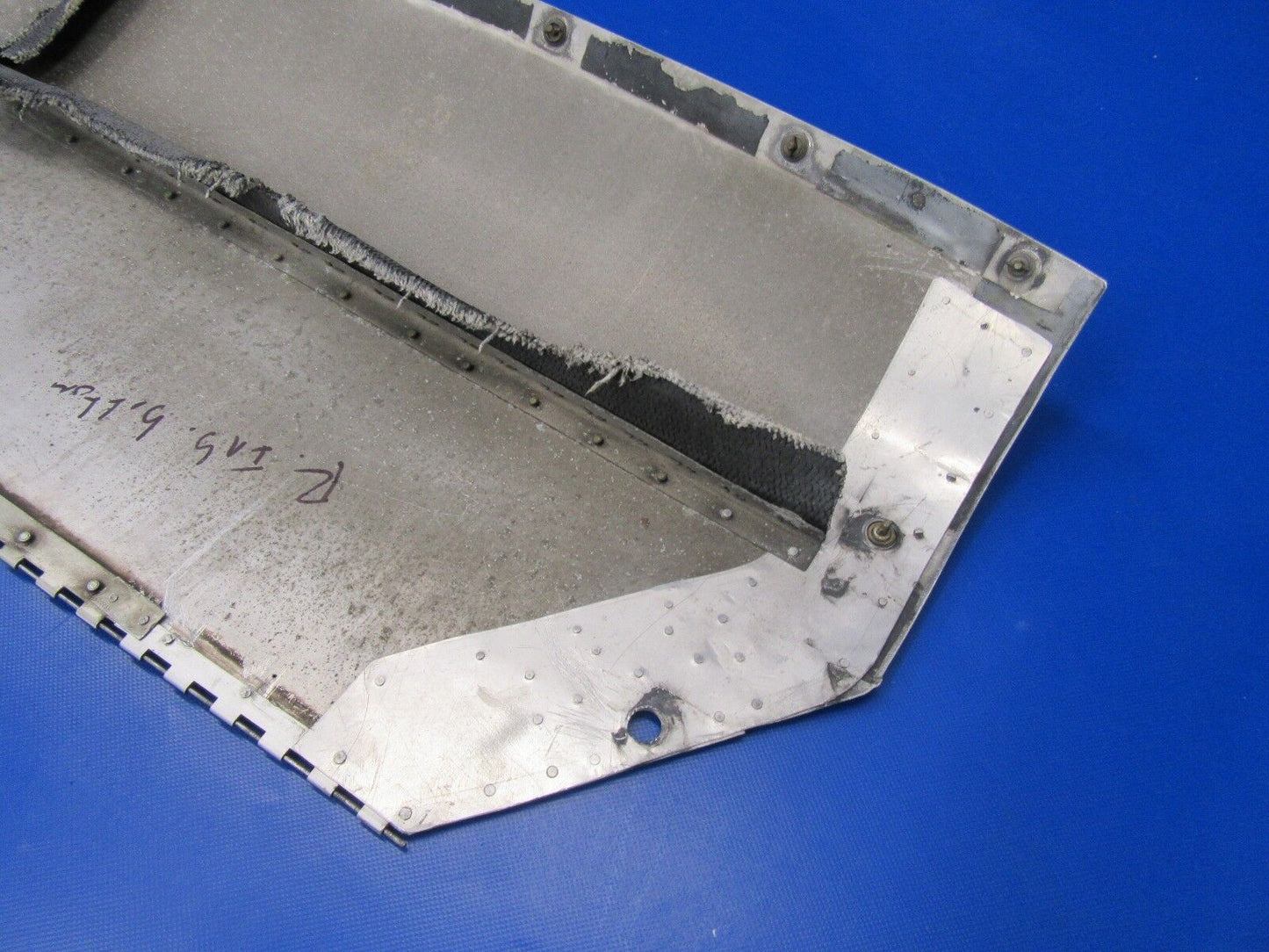 Beech D55 Baron LH FWD Cowl Door P/N 96-910011-183 (0817-08)