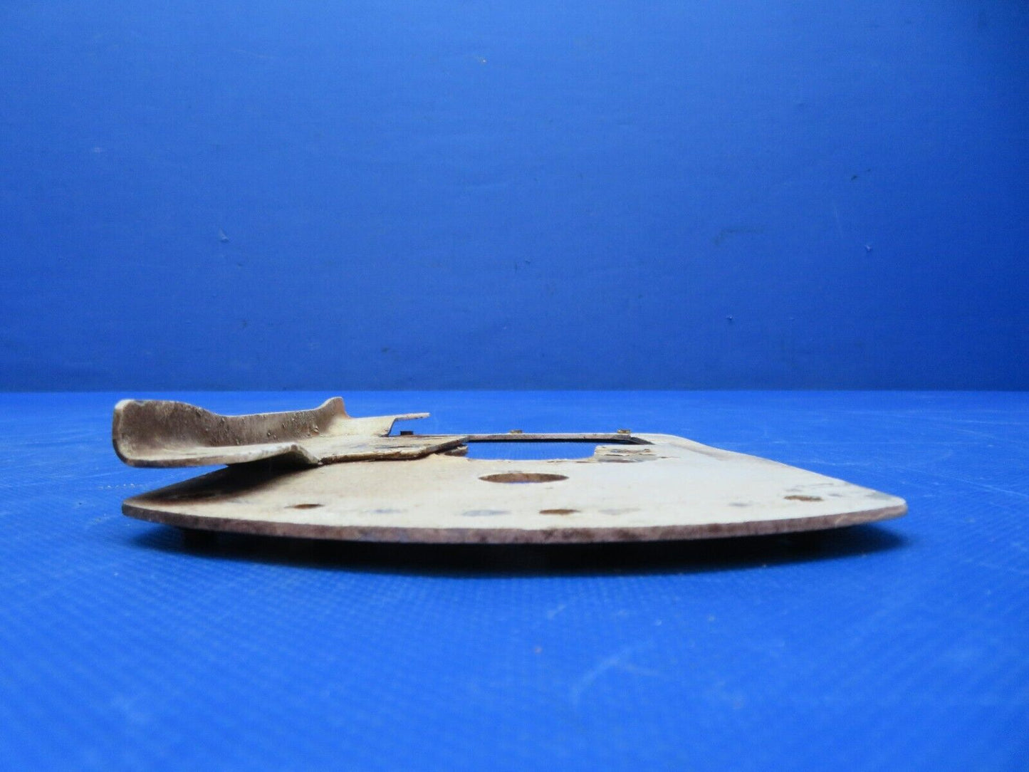 Cessna 172 RH Mounting Plate Assy P/N 0541220-2 (0124-334)