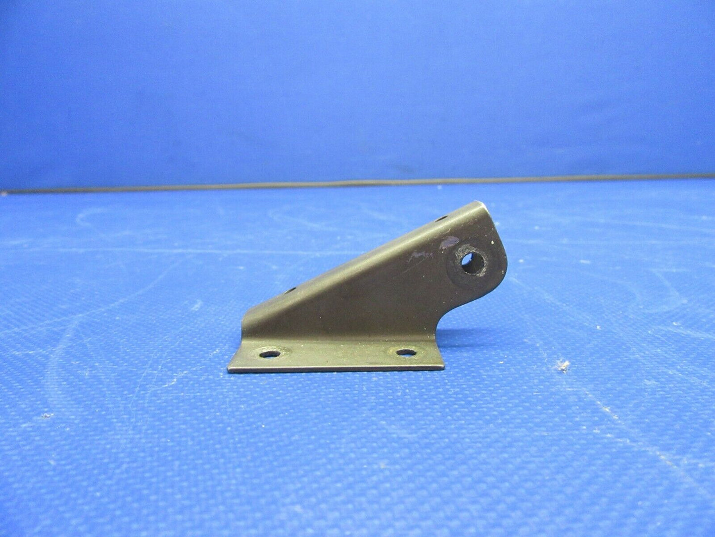 Cessna 210 / P210N Bracket Cabin Door Camlock Dampener P/N 2117203-1 (0721-520)