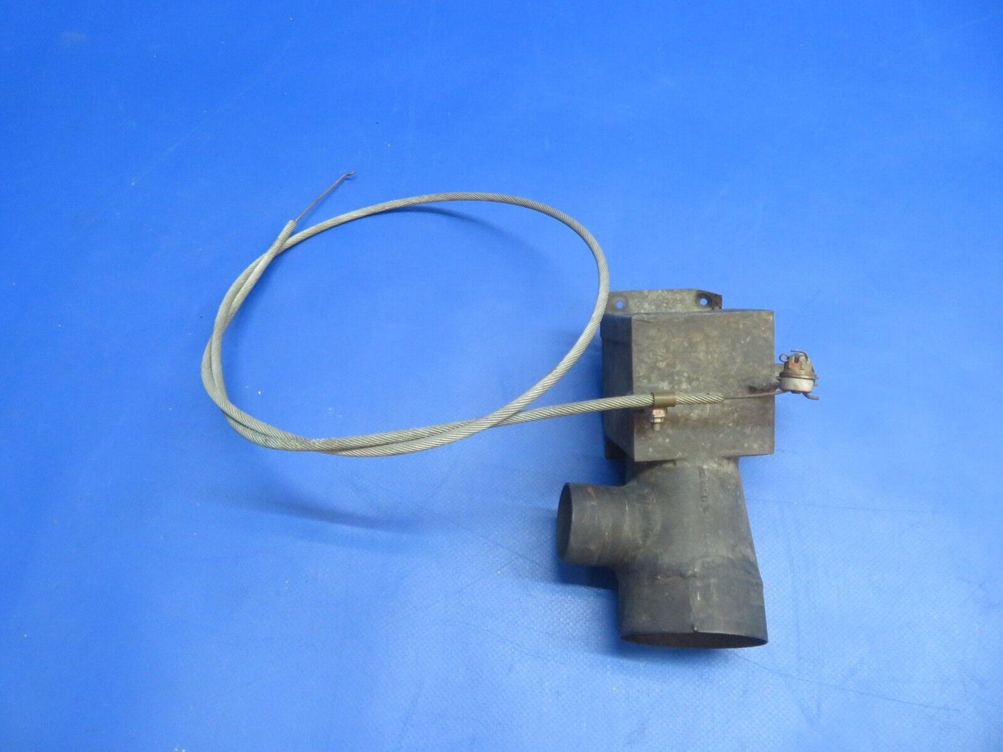 Piper Tomahawk Cabin Heat Box & Cable Assy P/N 77737-02, 66856-034 (1122-537)