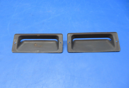 Piper PA-28-140 Defroster Air Outlet P/N 65318-00 LOT OF 2 (0823-367)