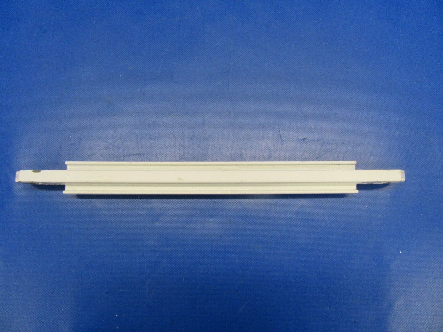 Beech Baron E55 Column FWD Main Gear P/N 35-815252-1 (1117-107)