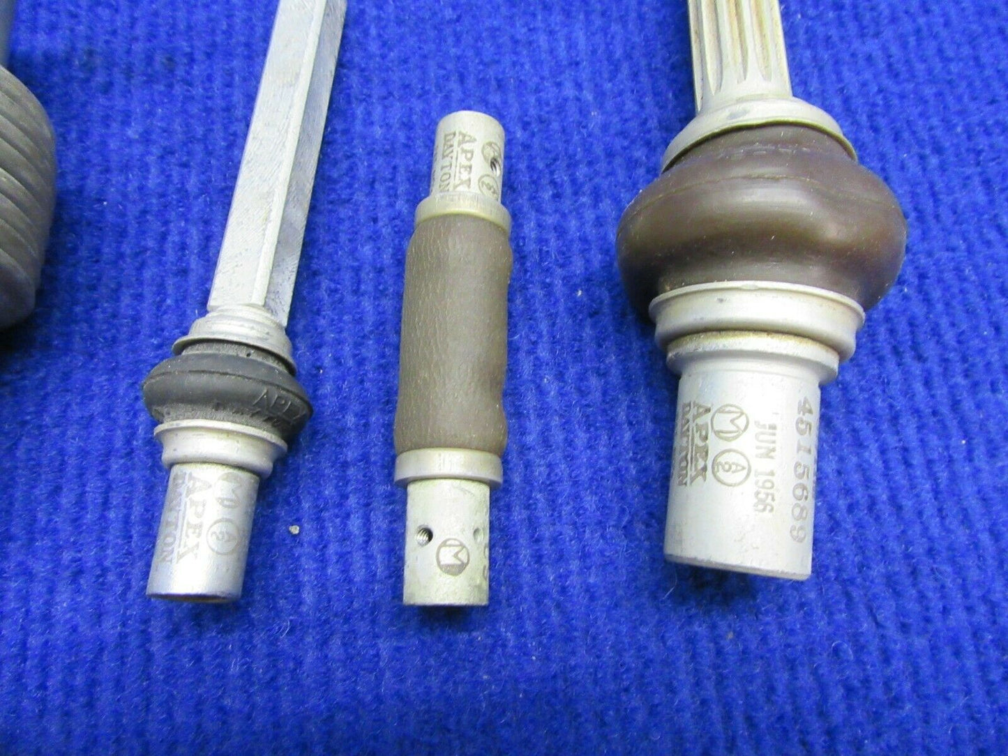 Apex Dayton Universal Joints P/N UJ-686 Vintage 1950 LOT OF 8   (1121-532)