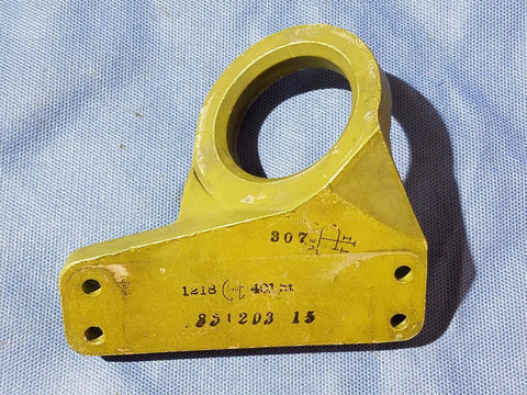 Cessna Engine Mount Fitting P/N 0851203-15 (0616-61)