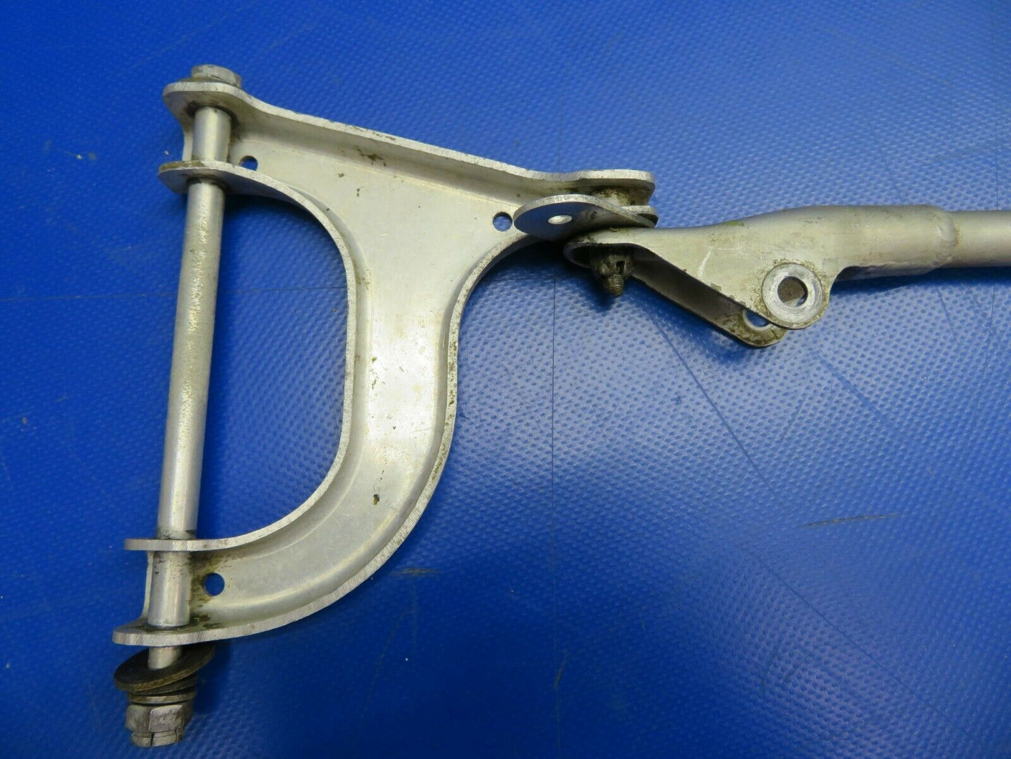 Beech G35 Bonanza Landing Gear Door Rod & Idler LH 45-815003-3 (0620-417)