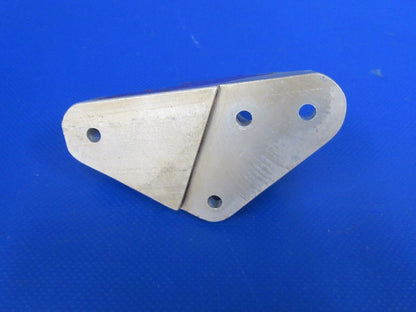 Cessna R182 Stop / Support Nose Gear P/N 2213089-2 (0817-36)