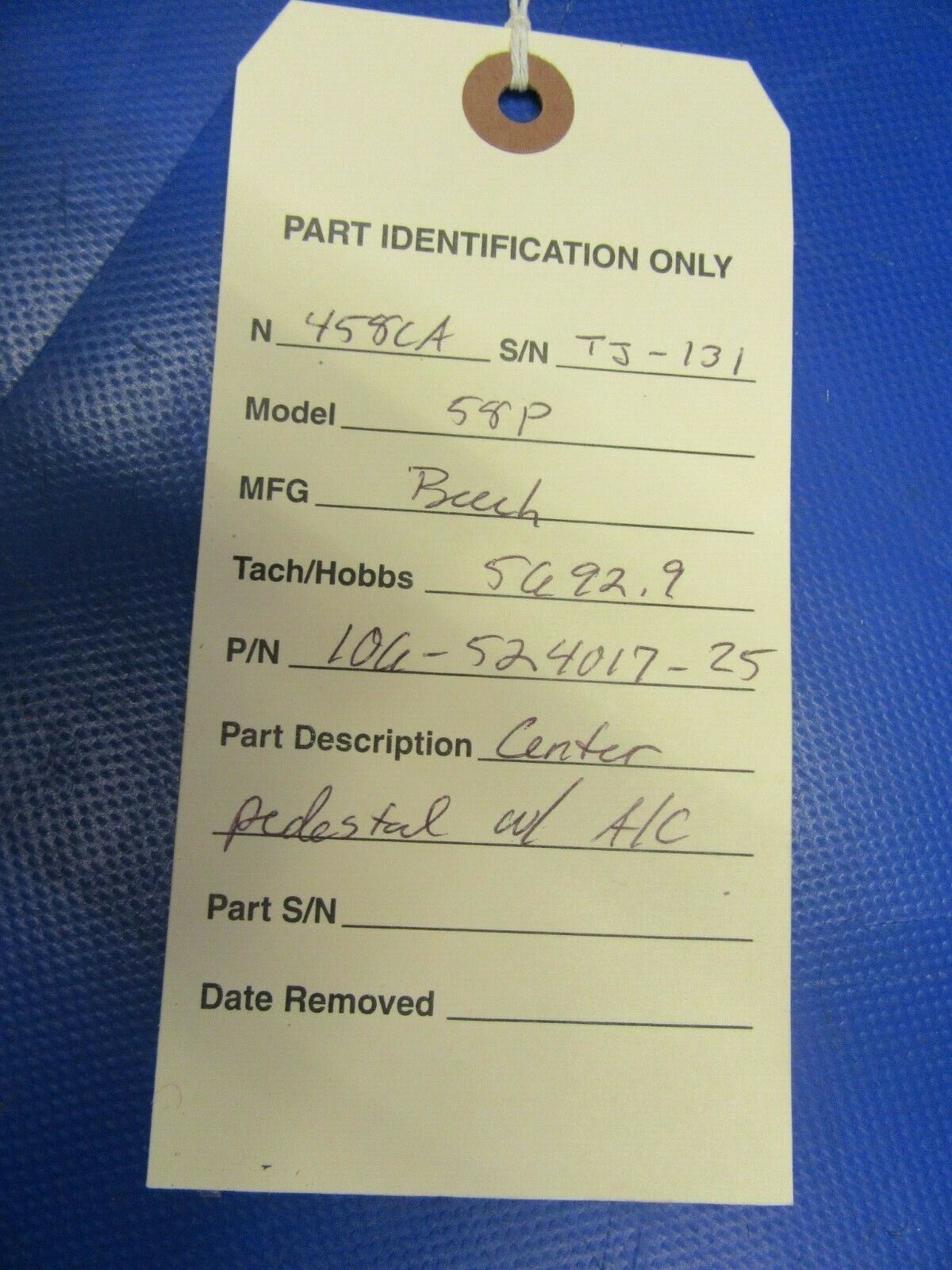 Beech Baron 58P Center Pedestal with Air Conditioning P/N 106-524017-25 (0420-22