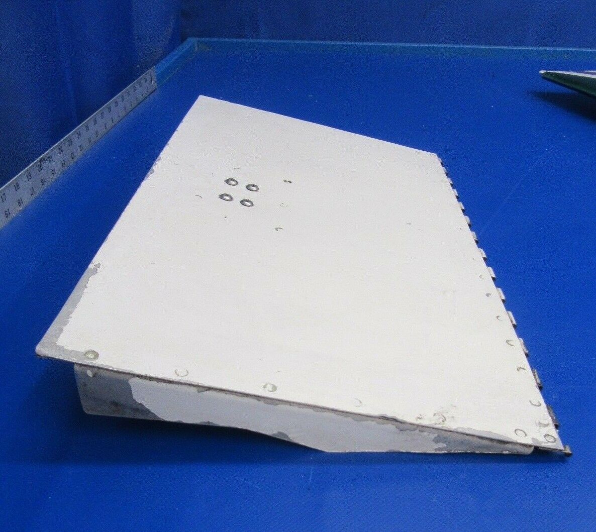 Beech Baron Door Cowl Flap Weld Assy P/N 96-910016-7 (1217-58)