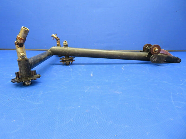 Piper PA-28R-180 Arrow Control Column P/N 67219-00, 67219-000 (0621-917)