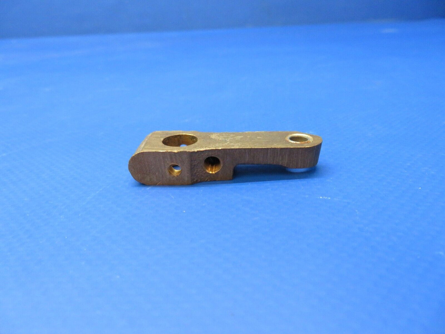 Continental Fuel Throttle Metering Shaft Lever P/N 632555-5 NOS (1022-432)