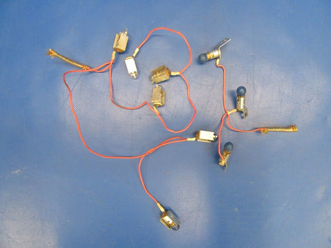 Piper Seneca II Dash Lights Socket, Lamp & Filter 9 Lights, 5 Filters (1119-10)