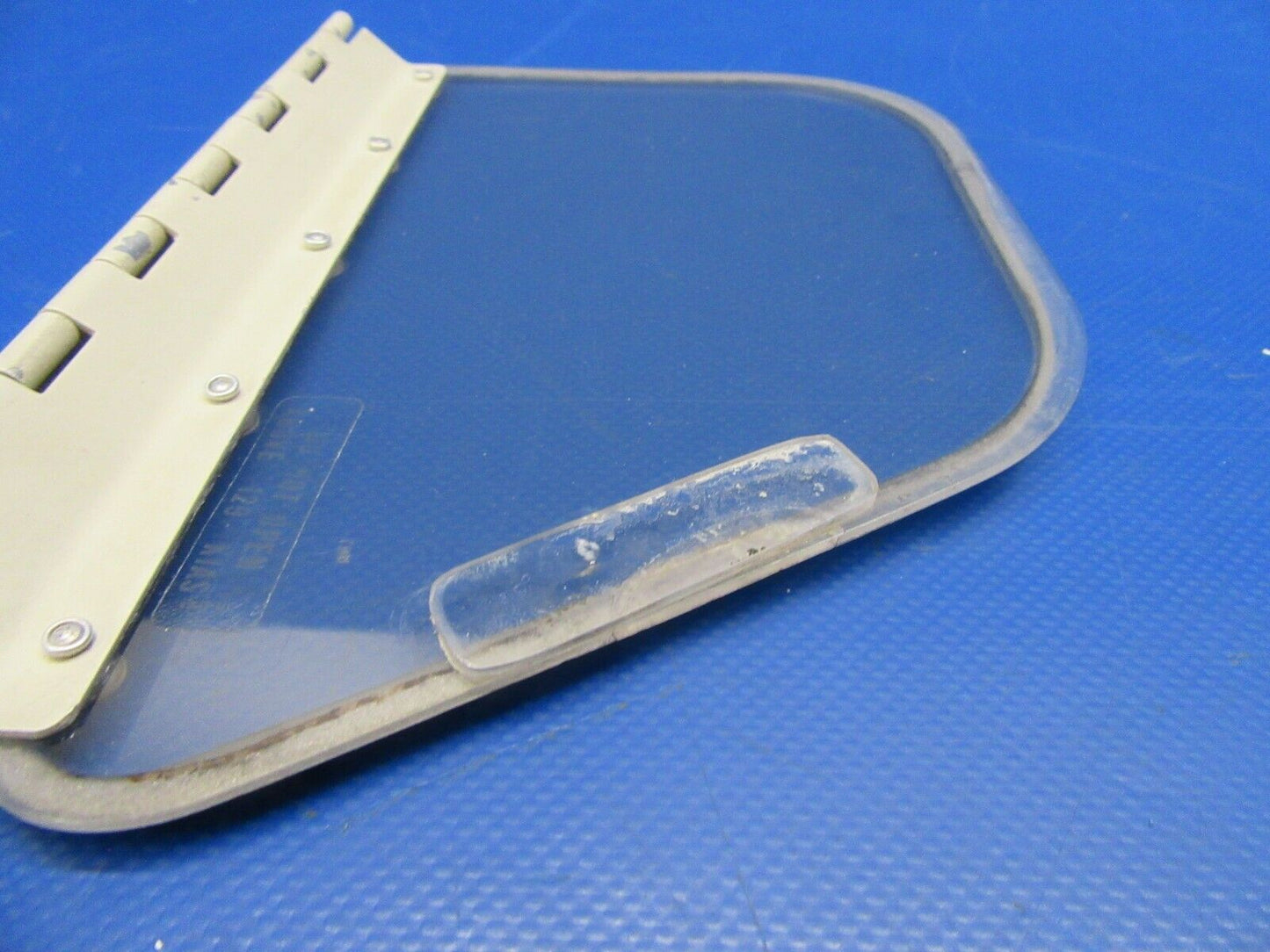 Piper PA-24-200T Seneca II Storm Window Grey Tint P/N 65896-02 (1119-147)