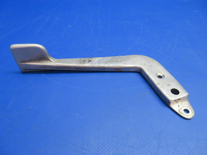Cessna LWR Cabin Door Handle P/N 5111537-2 WEU 5111537-3 (1122-359)