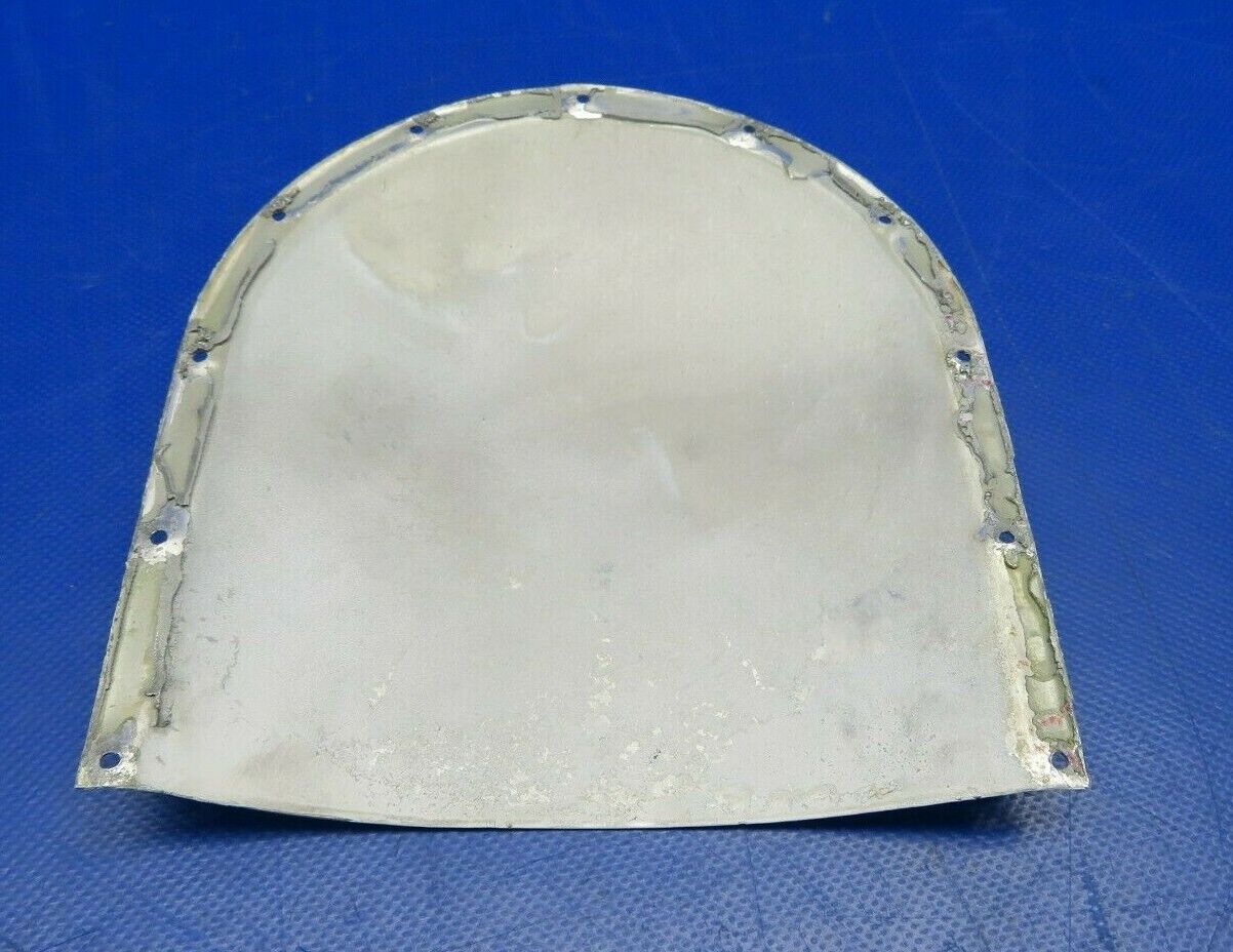 Beech Baron 95-A55 Vent Upper Cabin Exhaust P/N 35-410152 (0420-305)