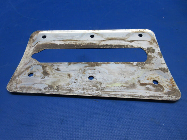 Cessna 172 LH & RH Main Gear Fillet Plate P/N 0511071-3 (0723-130)