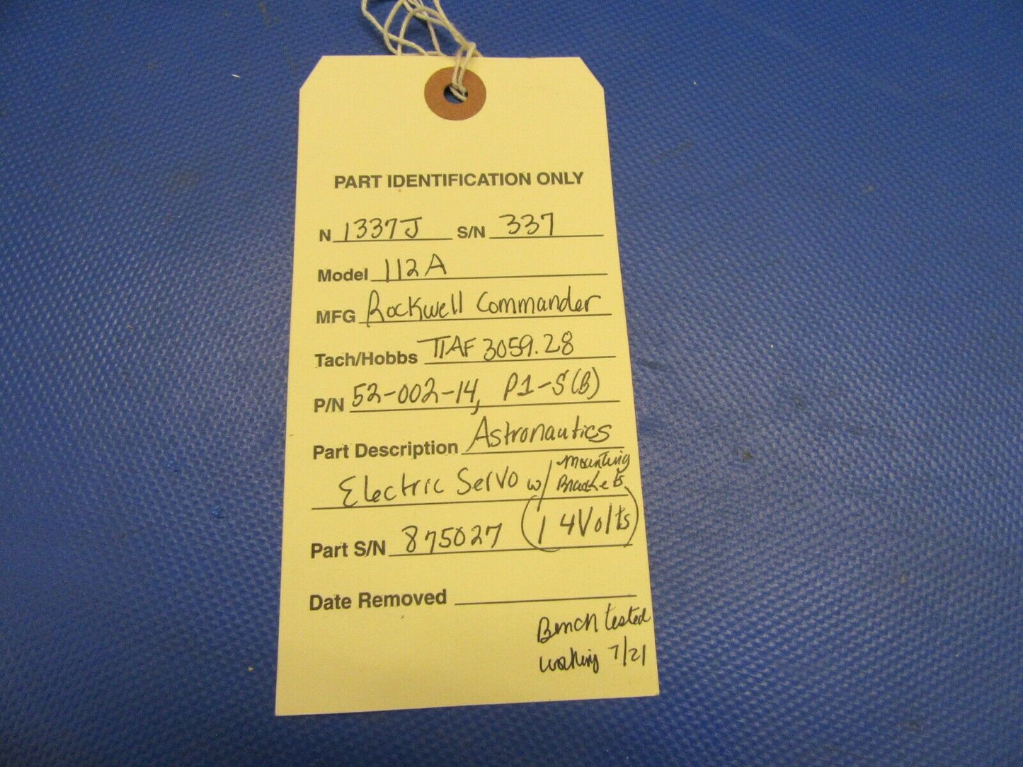 Astronautics Electric Servo w/ Mounting Brackets 14V 52-002-14, P1-S (0721-531)