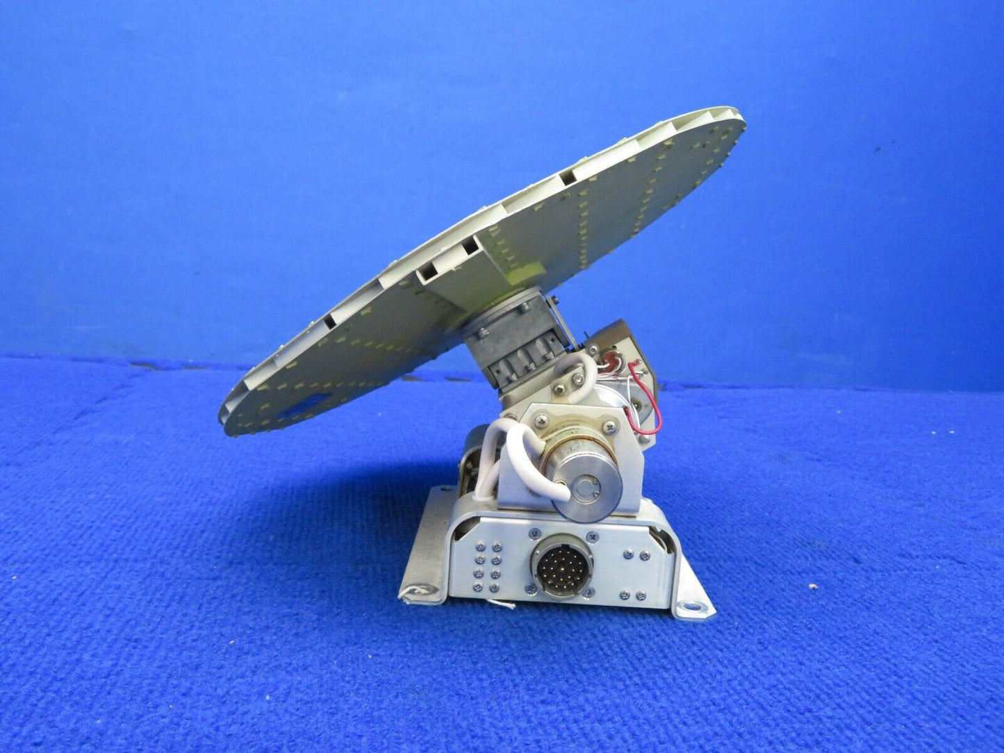 Bendix DA-144A Antenna Radar P/N 4000790-4406, 4000525-1212 (0222-02)