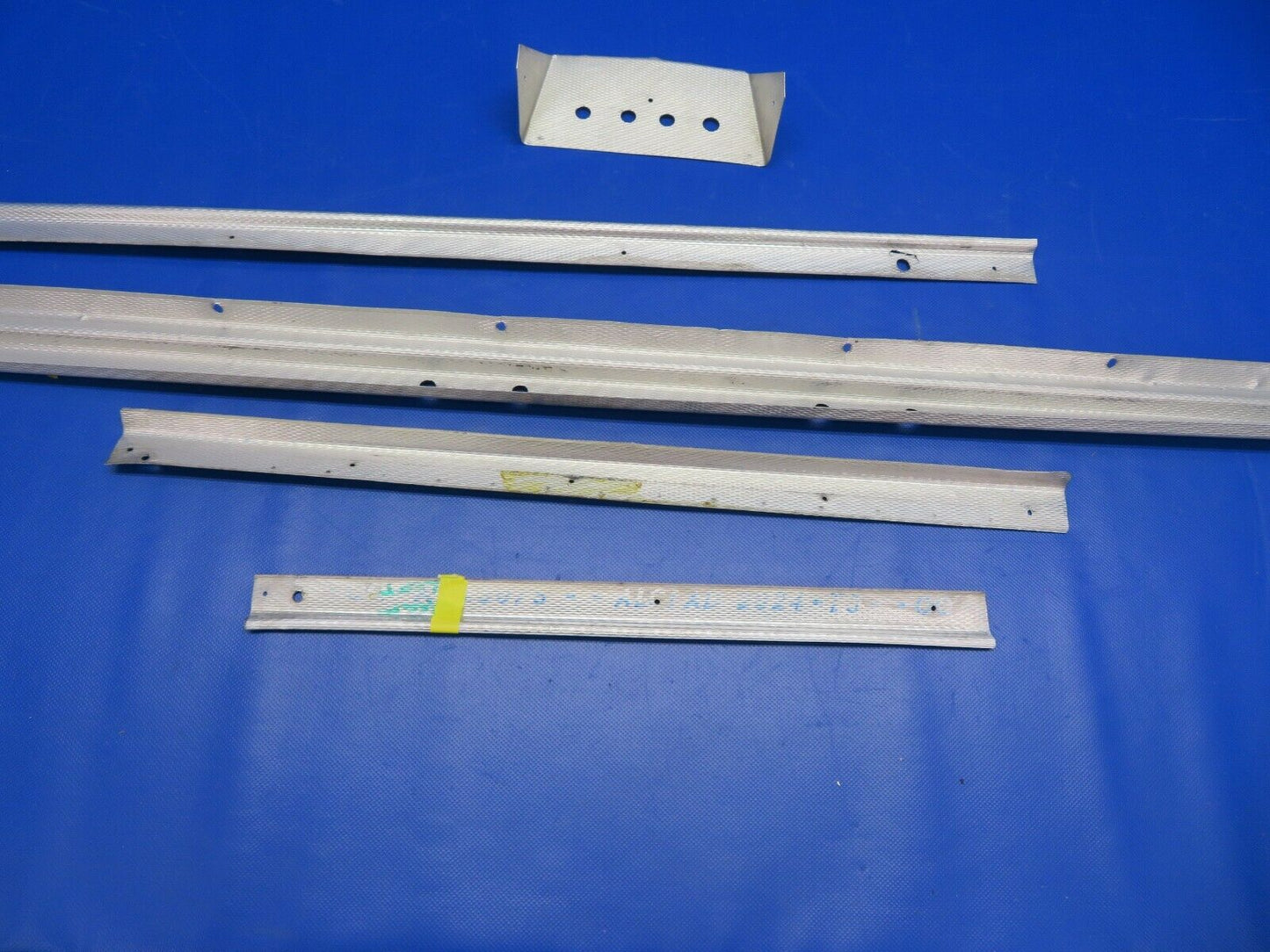 Piper PA-32R-300 Lance Cabin & Baggage Door Sill (0221-104)