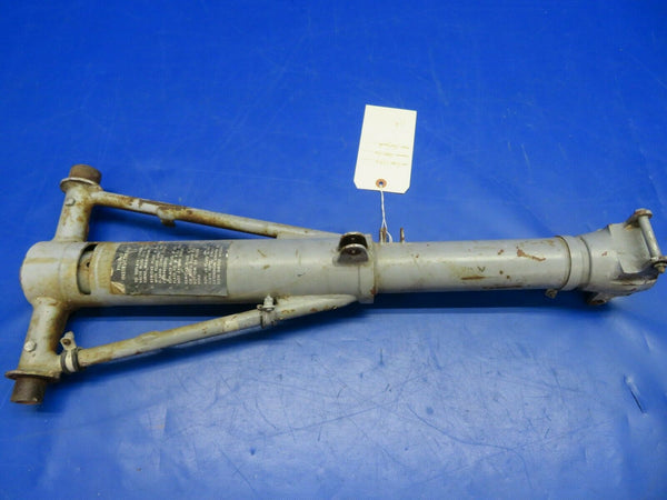 Cessna 310 Nose Gear Trunion P/N 0842000 (0620-310)