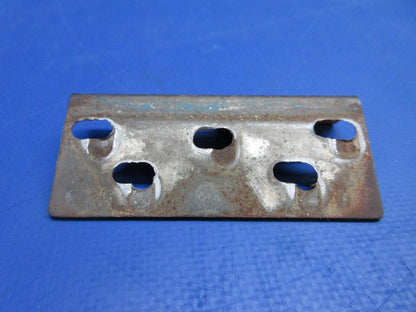 Cessna 188B AGpickup Cabin Door Hinge Half LWR FWD P/N 1610017-2 (0723-224)