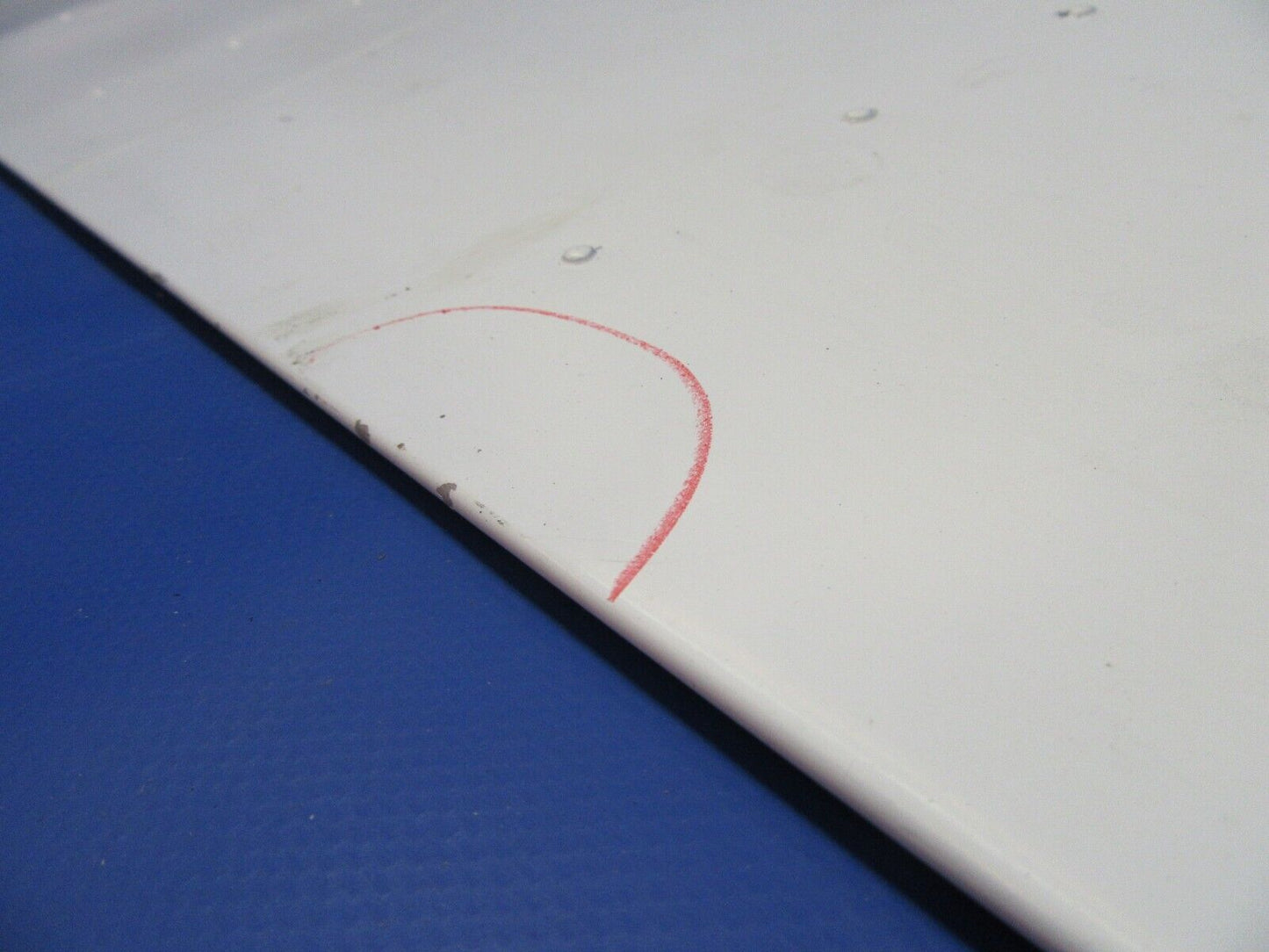 Cessna 310 / 340 / 401 / 402 / 414 / 421 RH Aileron P/N 5024000-2 (1022-205)
