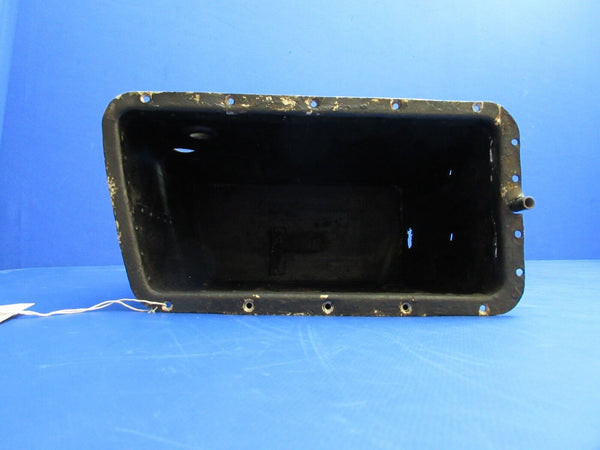 Damaged Beech C-35 Bonanza Battery Box Assy P/N 35-415410 (1023-791)