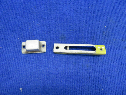 Beech 58 Baron Support Cabin Door Latch Upper P/N 35-410456-33 (0322-539)