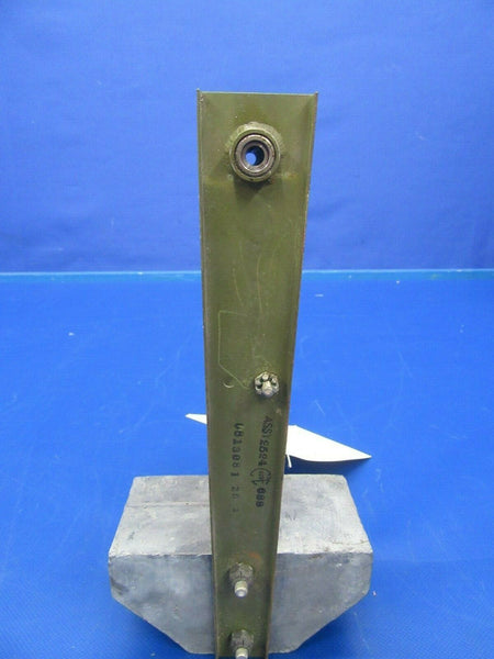 Cessna 310R Elevator Bobweight Arm & Weight P/N 0813081-26, 0813081-2 (0319-86)