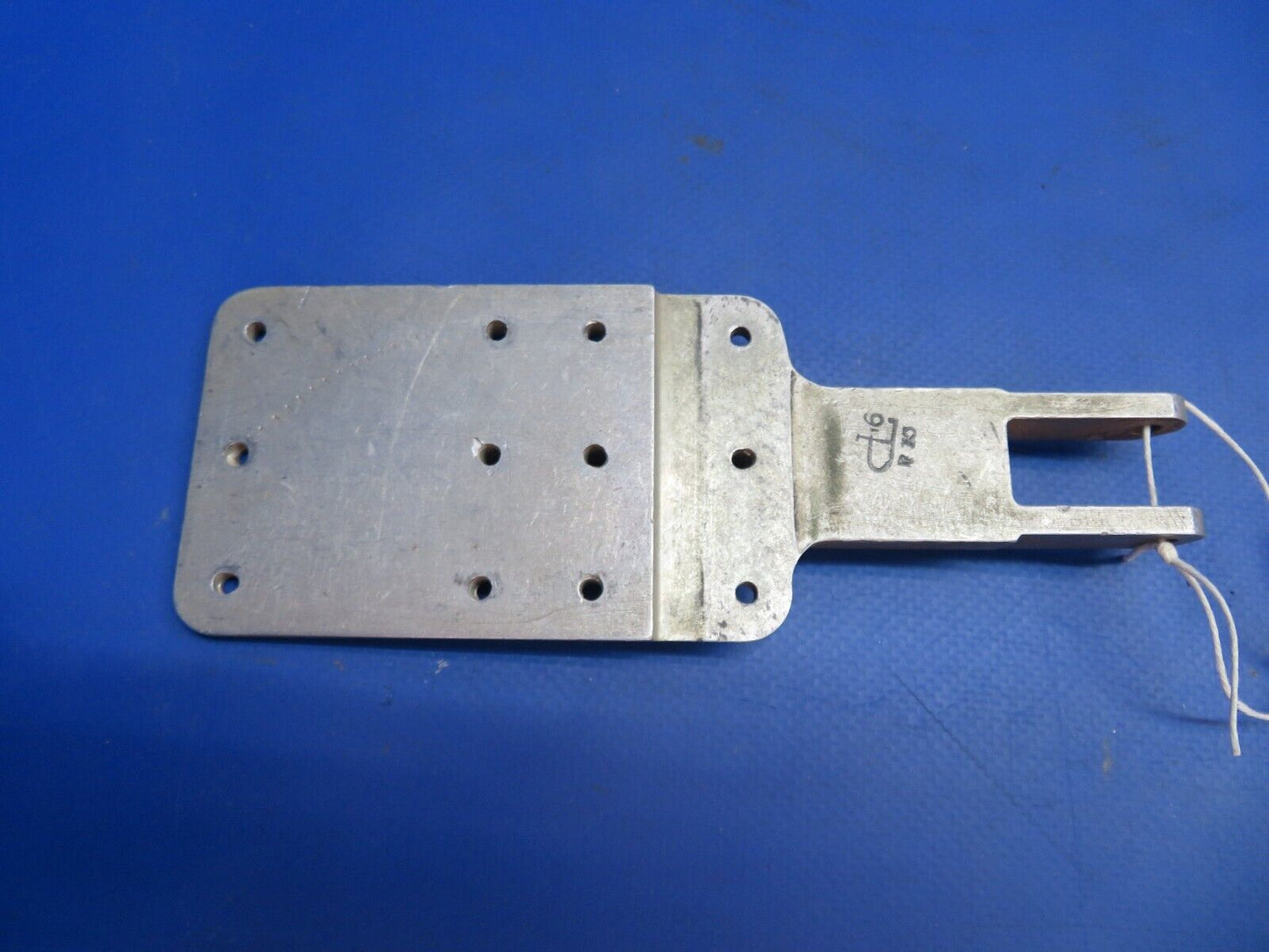 Cessna 210 Main Gear Support Door Arm P/N 1211217-1 (1122-663)