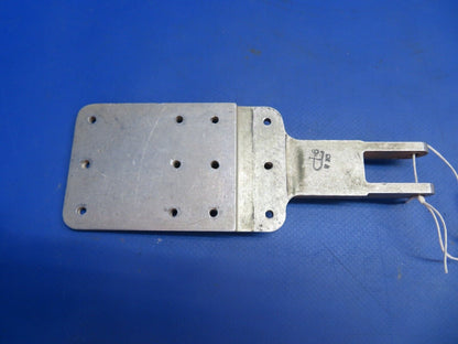 Cessna 210 Main Gear Support Door Arm P/N 1211217-1 (1122-663)