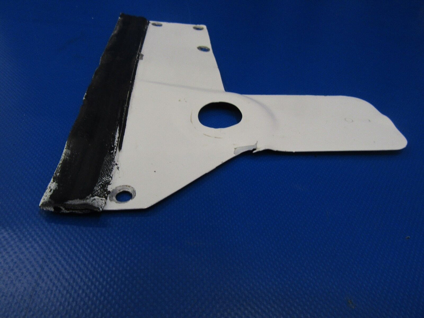 Beech Baron Jackpad Cover Assy LH LWR FWD P/N 000-100100-1 (1017-51)