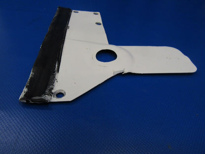 Beech Baron Jackpad Cover Assy LH LWR FWD P/N 000-100100-1 (1017-51)