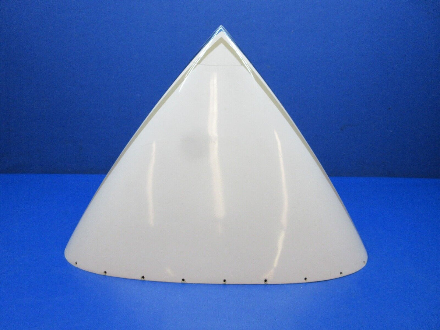 Cessna 401 / 401A Nose Cap Assy Fiberglass P/N 5013051-7 (1223-1481)