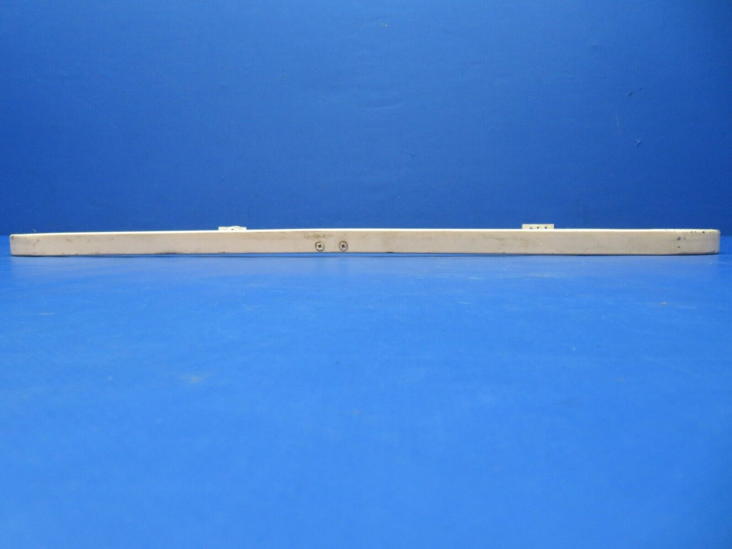 Cessna 172 LH Cabin Door Window P/N 0711050-5 (0523-935)
