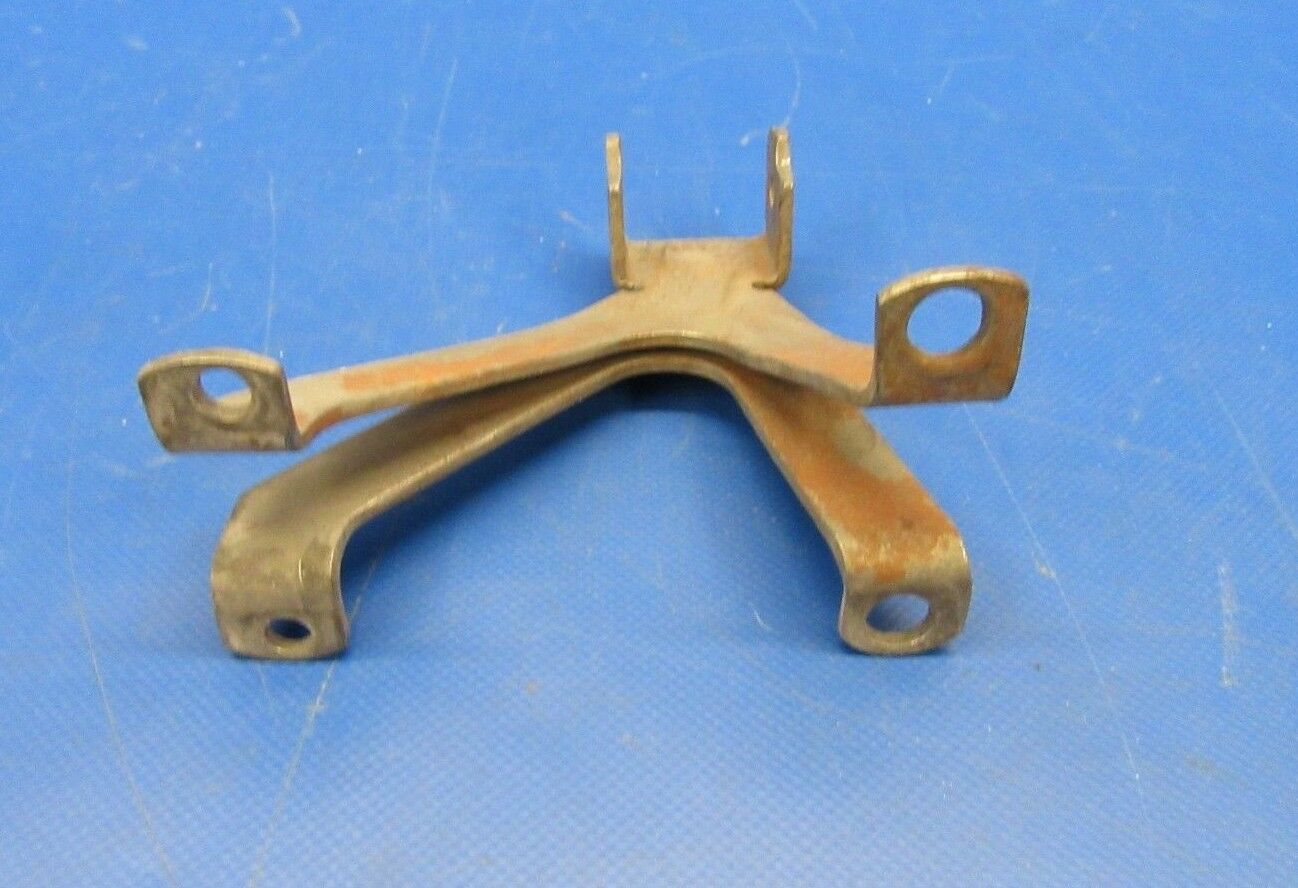 Continental Throttle Body Bracket P/N 643085, 630474 (0119-109)